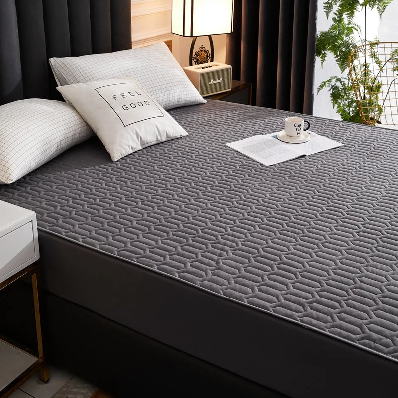 Waterproof Mattress Protector 300 TC - Thickened Anti-Bacterial Fitted Bed Cover