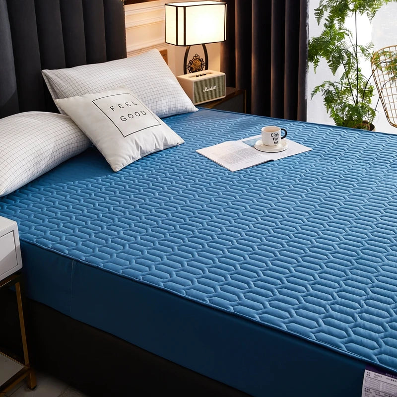 Waterproof Mattress Protector 300 TC - Thickened Anti-Bacterial Fitted Bed Cover