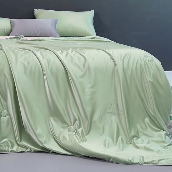 OEKO-TEX Certified Mulberry Silk Summer Quilt - Lightweight Comforter